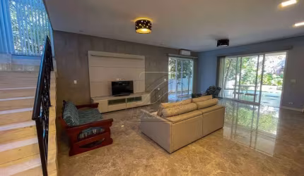 Excelente casa no condomínio Monte Alegre em Piracicaba com 558 m² de terreno e 350 m² de construção. Valor R$ 2.300.000,00.