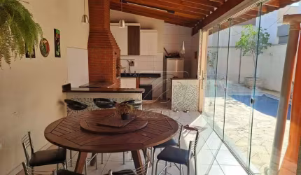 Casa à venda no Convívio São Francisco