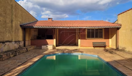Casa com 3 dormitórios à venda, 185 m² por R$ 780.000,00 - Paulicéia - Piracicaba/SP