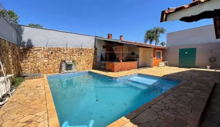 Casa com 3 dormitórios à venda, 237 m² por R$ 790.000,00 - Nova Piracicaba - Piracicaba/SP