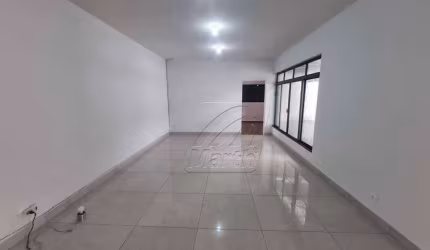 Casa com 3 dormitórios para alugar por R$ 3.700/mês - Centro - Piracicaba/SP