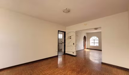 Casa com 3 dormitórios para alugar, 135 m² por R$ 3.200/mês - Jardim Europa - Piracicaba/SP