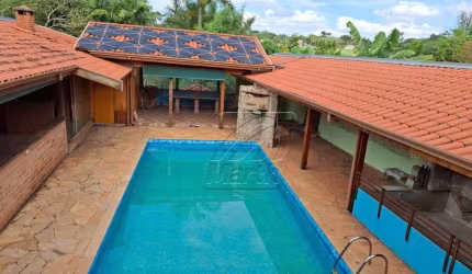 Casa com 3 dormitórios para alugar, 537 m² por R$ 4.000/mês - Dois Córregos - Piracicaba/SP