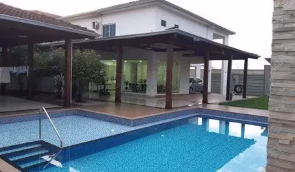 Lindo sobrado com 4 Suites