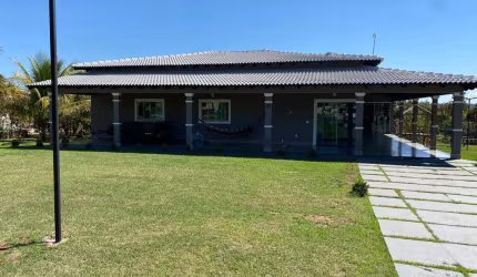 Casa em condomínio na beira do Lago do Manso