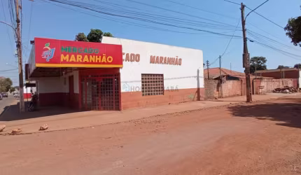 Casa e mercado no São Matheus