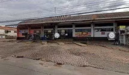 Vendo Barracão frente Av. Gov. Júlio campos