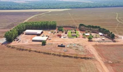 Fazenda à venda na Fazenda Gaucha do Norte, 1, Zona Rural, Gaúcha do Norte, 1900 m2 por R$ 1.750.000