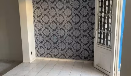 EXCELENTE CASA NO BAIRRO AREÃO