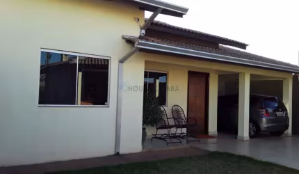 Excelente Casa na região do Chapéu do Sol em V.G