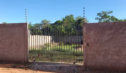 Terreno à venda na Rua A, 17, Coxipó, Cuiabá por R$ 190.000