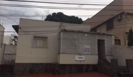 Casa comercial nova bem localizada Centro de Cuiabá