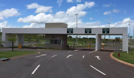 Vendo Terreno no Condomínio Florais da Mata em Várzea Grande