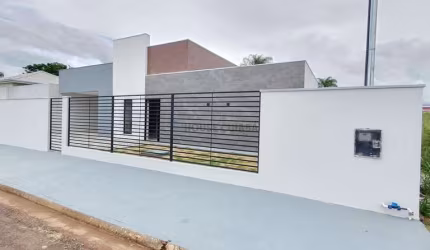 CASA EM CHAPADA DOS GUIMARÃES