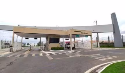 Ótima Casa Térrea no Condomínio Rio Claro