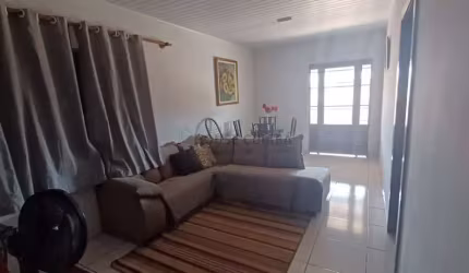 Vendo Casa na Rua Antonio Sotero de Almeida
