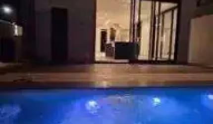 Linda Casa no Condomínio Primor das torres
