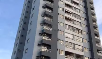 Apartamento Golden Park: 3 quartos, 2 banheiros, 1 suíte.