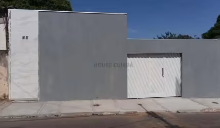 Vendo Casa no Bairro Canelas - VG