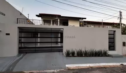 Sobrado Magnífico no Jardim Universitário