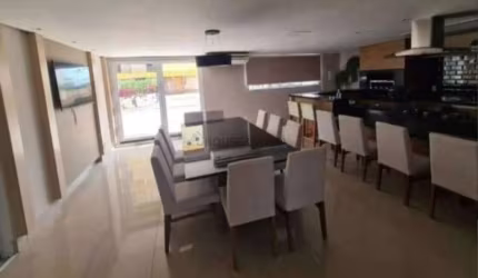 Apartamento Reformado Lindíssimo no Vitória Régia