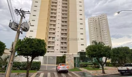 Terreno a venda, ótimo para quem quer construir um ponto comercial