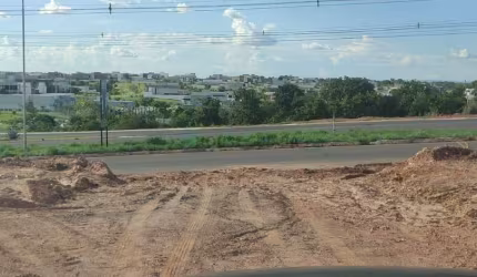 Vende Terreno de 360m na frente do Florais da Mata - VG
