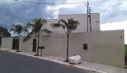 Vendo Barracão Comercial no Bairro Dom Aquino