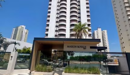 Apartamento no Maison Royale - Av do CPA