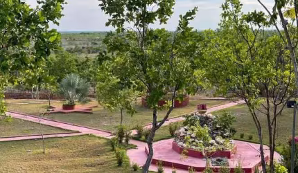 Linda Chácara A Venda Na Estrada Da Guia