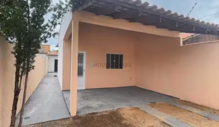 Vendo Casa com 2 quartos e Piscina no Coophema