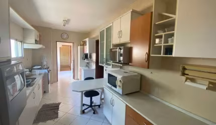 Apartamento no Condomínio Residencial Alexandra