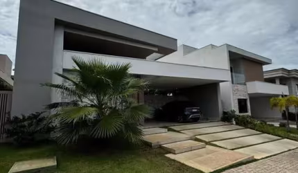 Casa a Venda com 4 Suítes - MOBILIADA - no Florais do Valle
