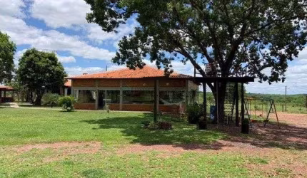 Fazenda a 40 Km de Cuiabá