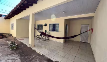 Vendo ótima casa no bairro Morada Do Ouro