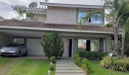 Vendo lindo Sobrado com 4 quartos - Florais Cuiabá