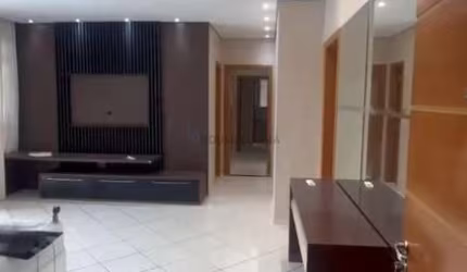 Aluga - se Execelente Apartamento - Edifício Park Residence