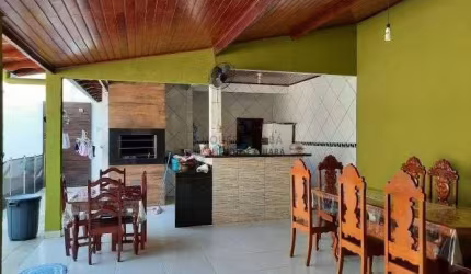Sobrado No Jardim Santa Marta De 3 Quartos