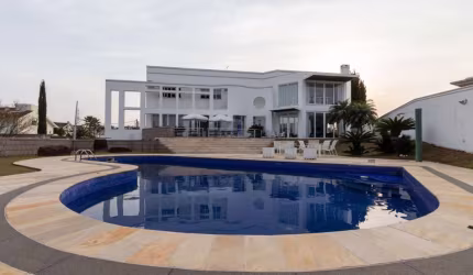 Casa de Luxo com Amplo Terreno, Piscina e 5 quartos à venda, 621 m² - Santa Felicidade - Curitiba/PR
