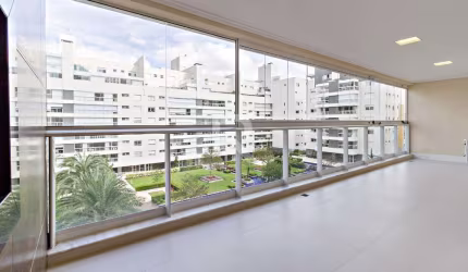 Apartamento Reformado com Churrasqueira, 4 Quartos, Venda, 189 m² - Juvevê - Curitiba/PR