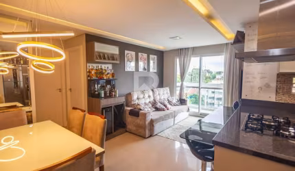 Apartamento Mobiliado com Sacada e Churrasqueira, 2 Quartos - Água Verde - Curitiba/PR