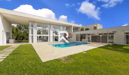 Casa com 4 dormitórios p/ locação, 600 m² por R$ 25.000,00 - Campo Largo da Roseira - São José dos Pinhais/PR