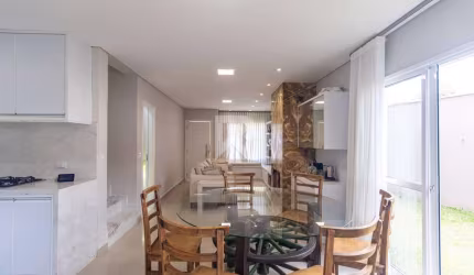 Casa 100% Mobiliada com acabamento de alto padrão, 3 Quartos - Santa Quitéria - Cidade/PR