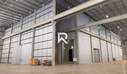 Galpão Logístico c/ 7.712,25m² e Docas adaptáveis - CIC, Curitiba/PR