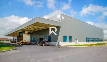 Galpão com 16.505m² e 18 Docas em São José dos Pinhais/PR