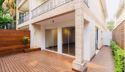 Casa com 3 dormitórios 2 vagas a venda no Morumbi
