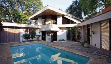 Casa com 4 dormitórios 6 vagas a venda no Alto de Pinheiros
