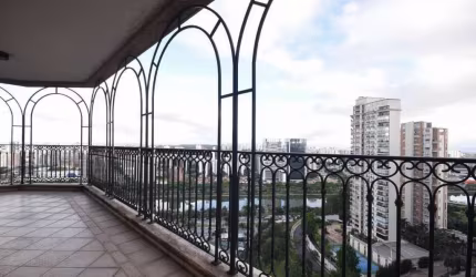 Apartamento com 4 suítes 5 vagas a venda no Panamby