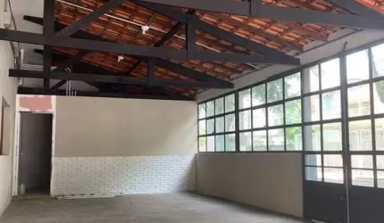 Casa comercial a venda na Vila Mariana