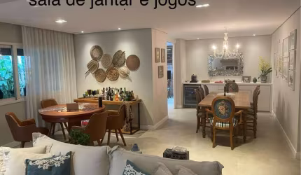 Casa em Condomínio com 3 suítes 4 vagas a venda Granja Viana